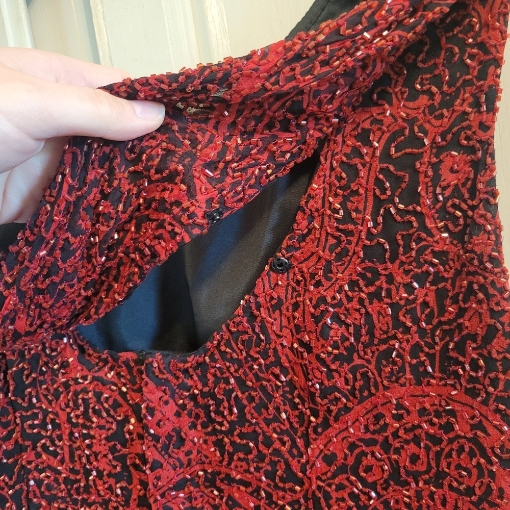 Vintage Y2K Andretta Donatello Red Black Paisley Beaded Silk Sleeveless Blouse - Picture 8 of 13